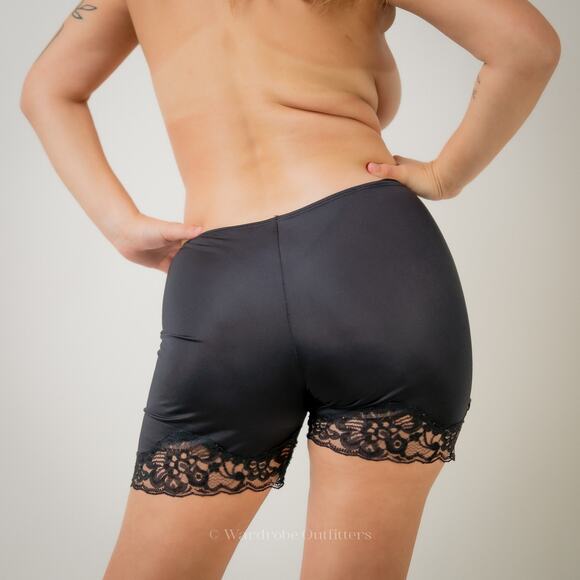 Vintage Black Lace Bloomer Lingerie Shorts - Picture 5 of 7